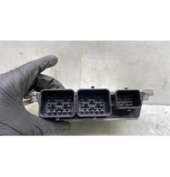 Calculateur moteur PEUGEOT 2008 1