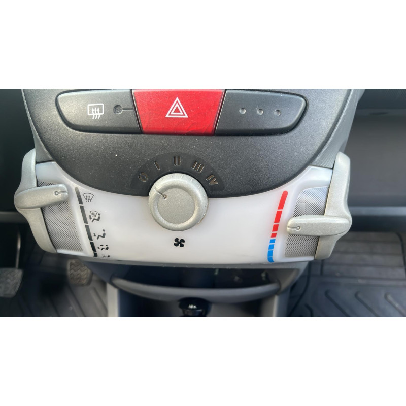 Capot PEUGEOT 107 Photo n°20