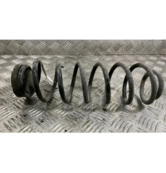 Ressort de suspension arriere droit VOLKSWAGEN POLO 5 Photo n°1
