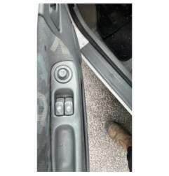 Retroviseur droit RENAULT TWINGO 1