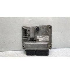 Calculateur moteur SKODA ROOMSTER