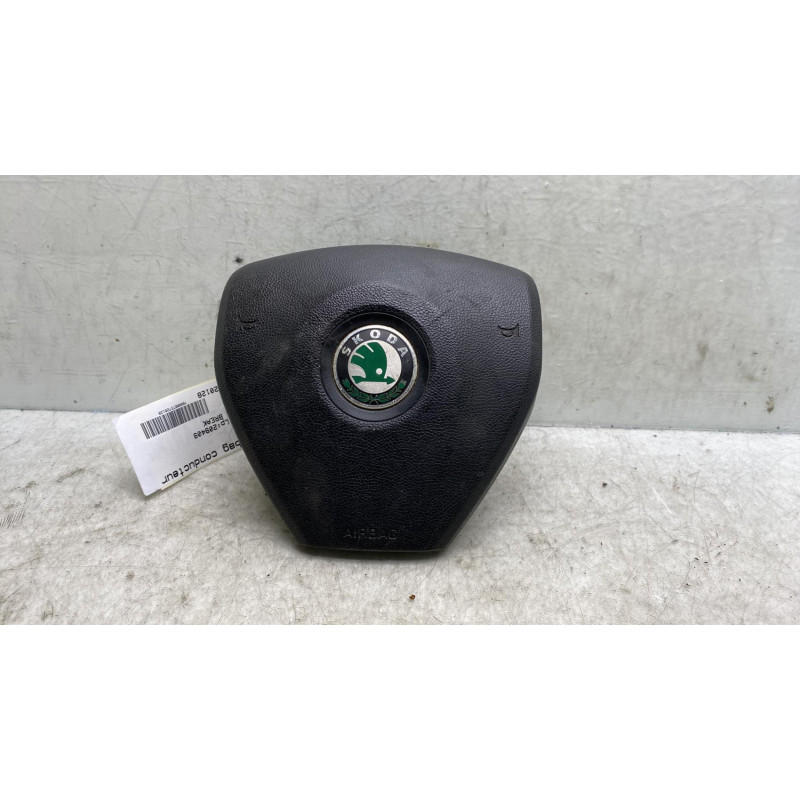 Air bag conducteur SKODA OCTAVIA 2 Photo n°2