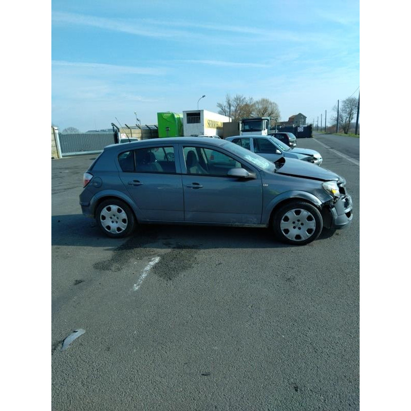 Calculateur moteur OPEL ASTRA H Photo n°7