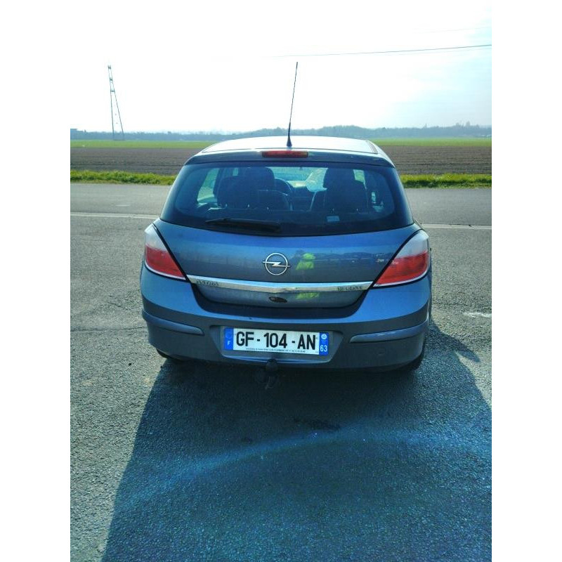 Calculateur moteur OPEL ASTRA H Photo n°11