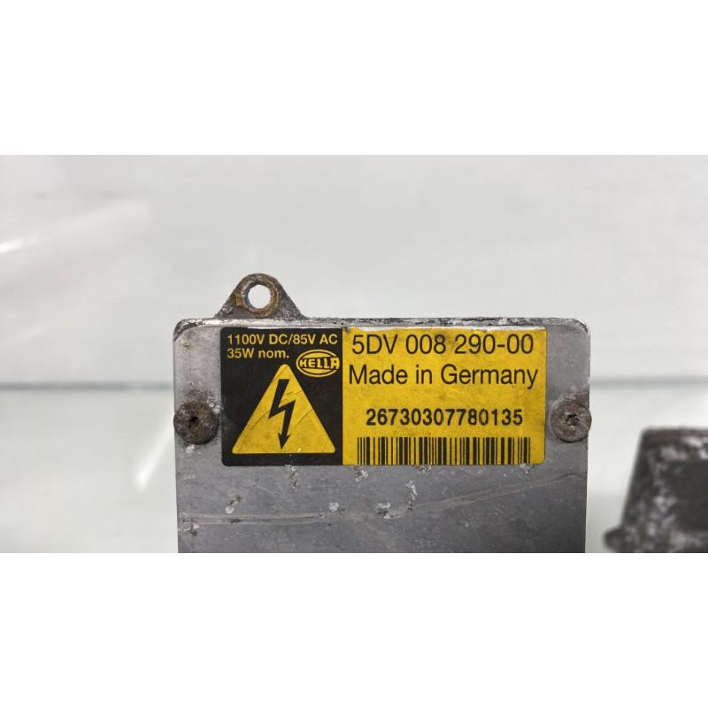 Boitier xenon AUDI A8 2 Photo n°5