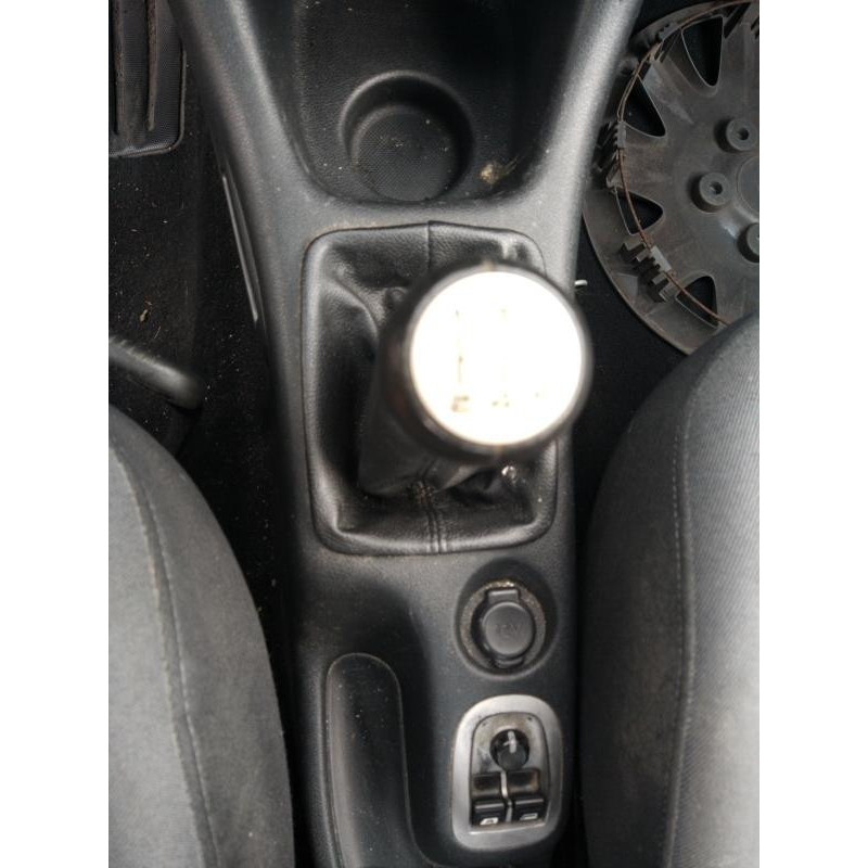 Poignee interieur arriere gauche PEUGEOT 206+ Photo n°9