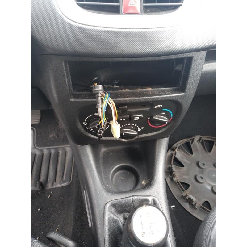Poignee interieur arriere gauche PEUGEOT 206+ Photo n°14