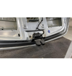 Malle/Hayon arriere OPEL INSIGNIA 1