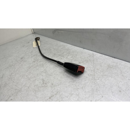 Attache ceinture avant gauche RENAULT TRAFIC 1