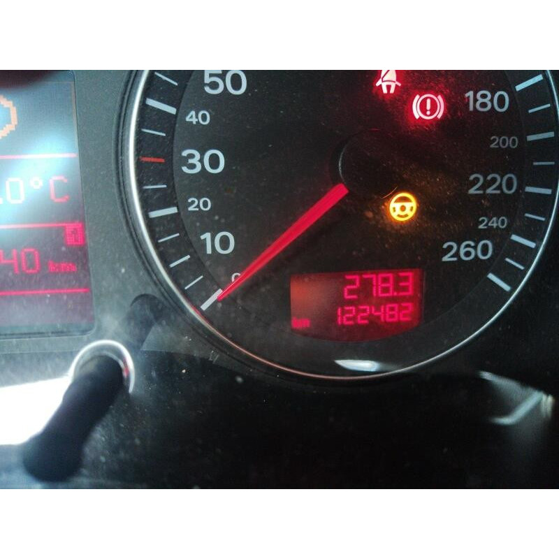Bouton de coffre AUDI A3 2 Photo n°10