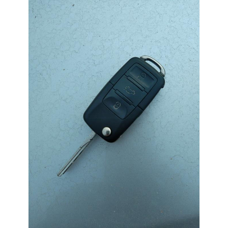 Compresseur clim VOLKSWAGEN PASSAT 4 Photo n°4
