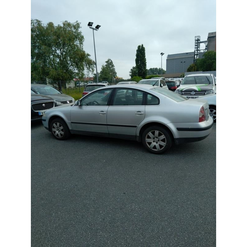 Compresseur clim VOLKSWAGEN PASSAT 4 Photo n°17