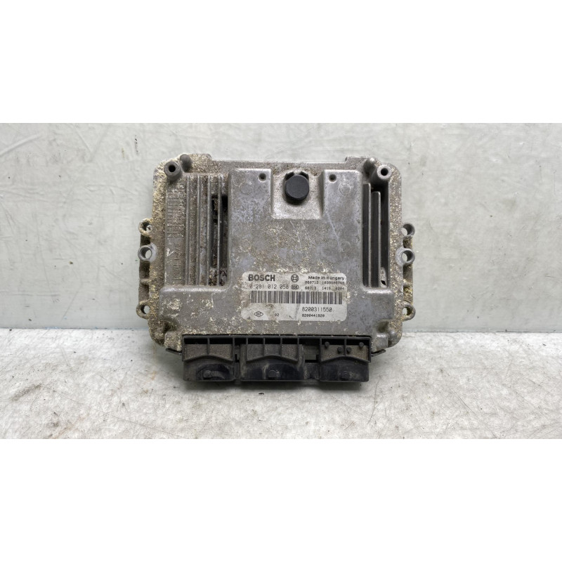 Calculateur moteur RENAULT ESPACE 4 Photo n°2