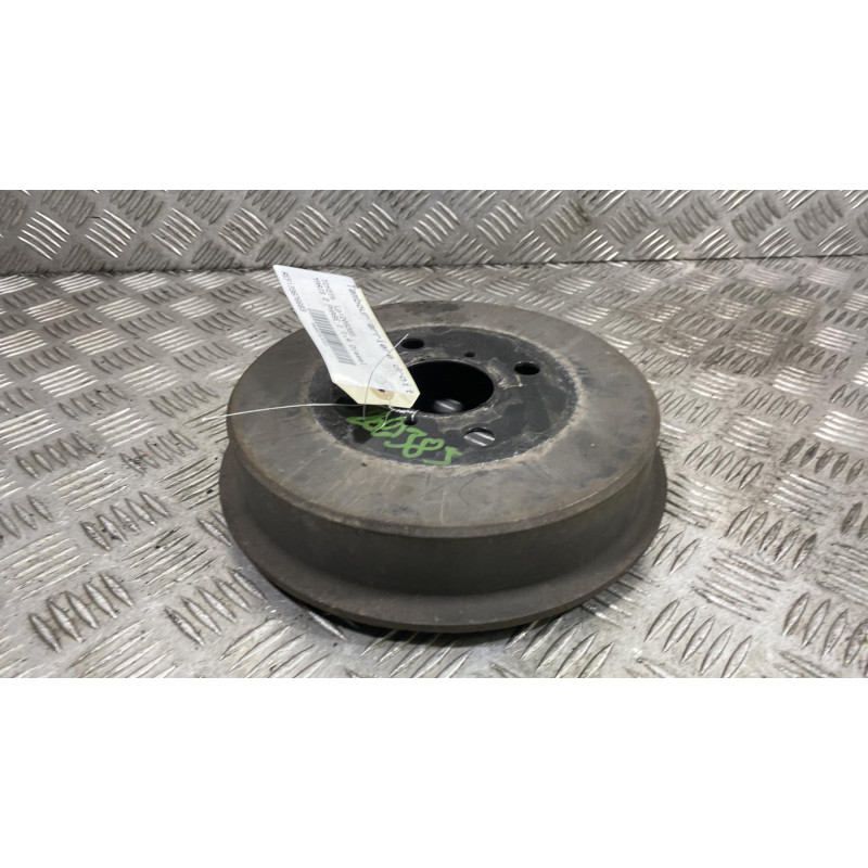 Tambour arriere droit TOYOTA YARIS 2 Photo n°1