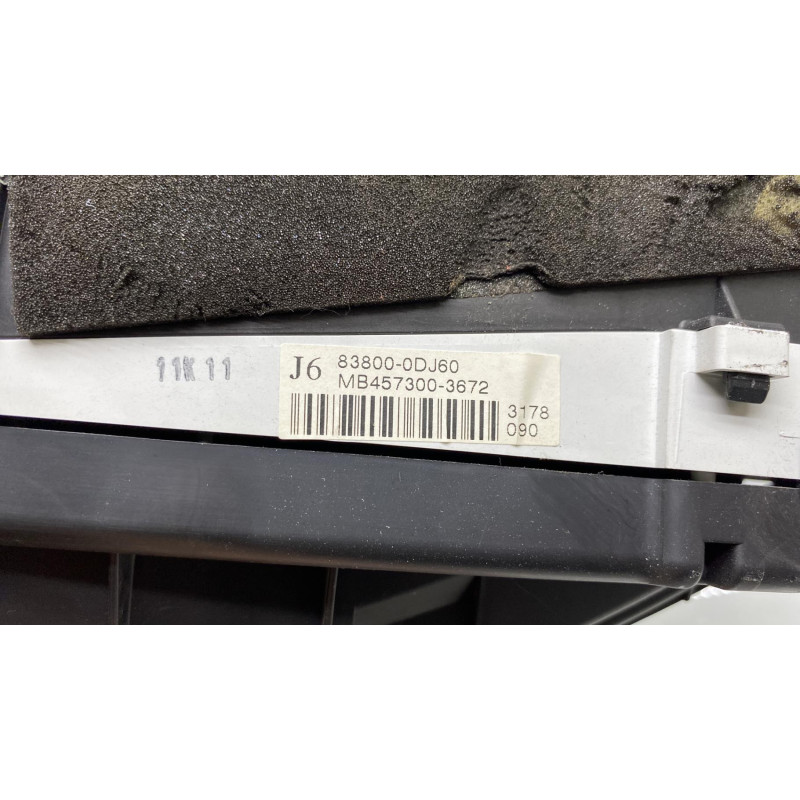 Compteur TOYOTA YARIS 2 Photo n°3