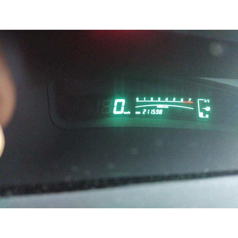 Compteur TOYOTA YARIS 2 Photo n°15