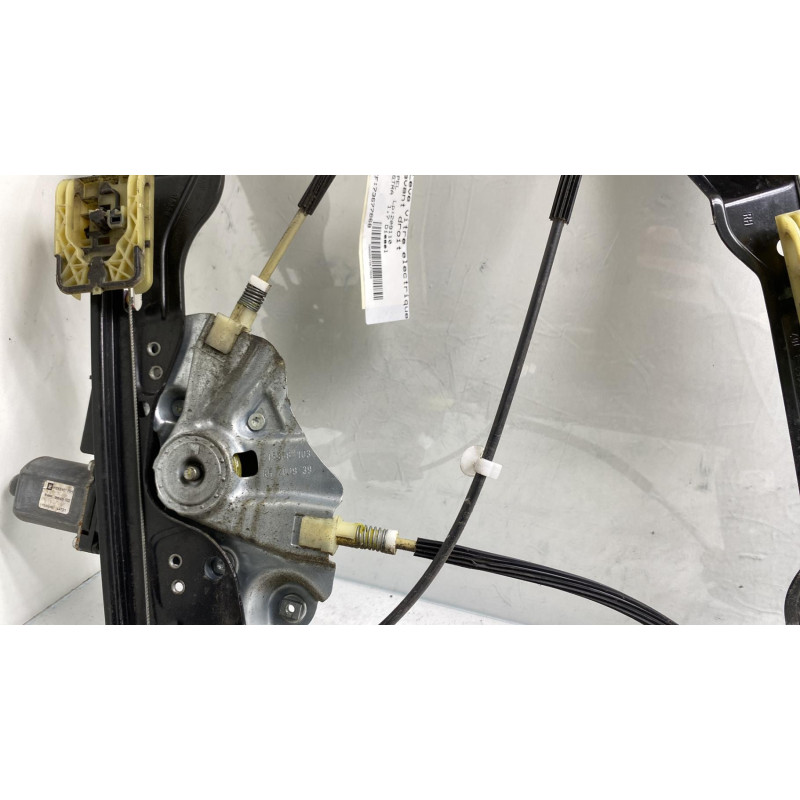 Leve vitre electrique avant droit OPEL ASTRA J Photo n°1