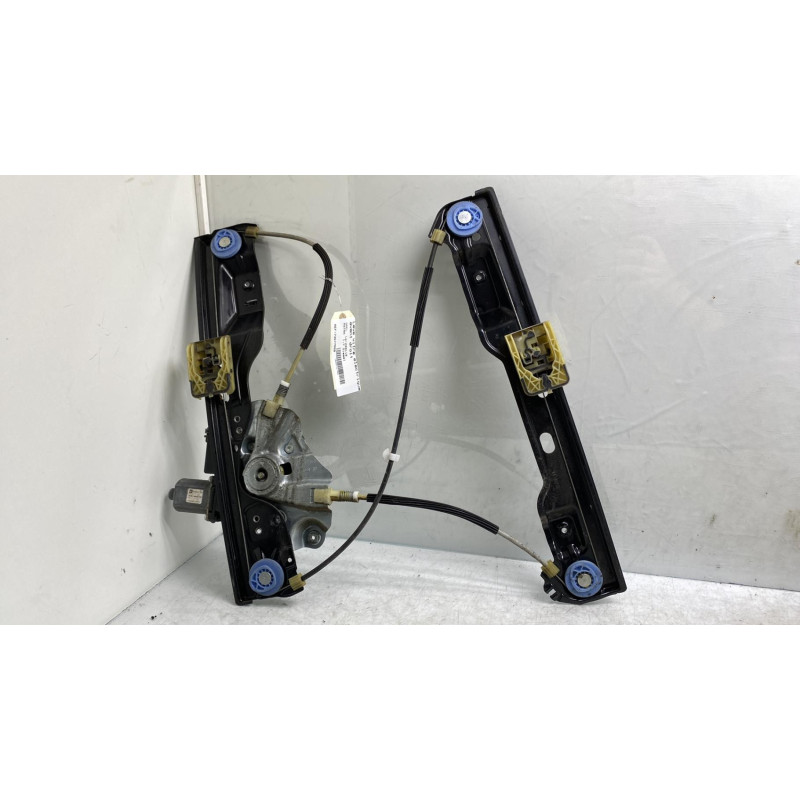 Leve vitre electrique avant droit OPEL ASTRA J Photo n°3