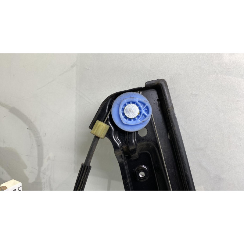 Leve vitre electrique avant droit OPEL ASTRA J Photo n°4