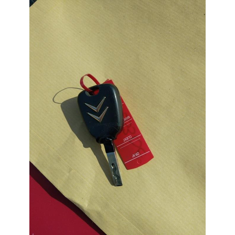 Calculateur moteur CITROEN C1 1 Photo n°5