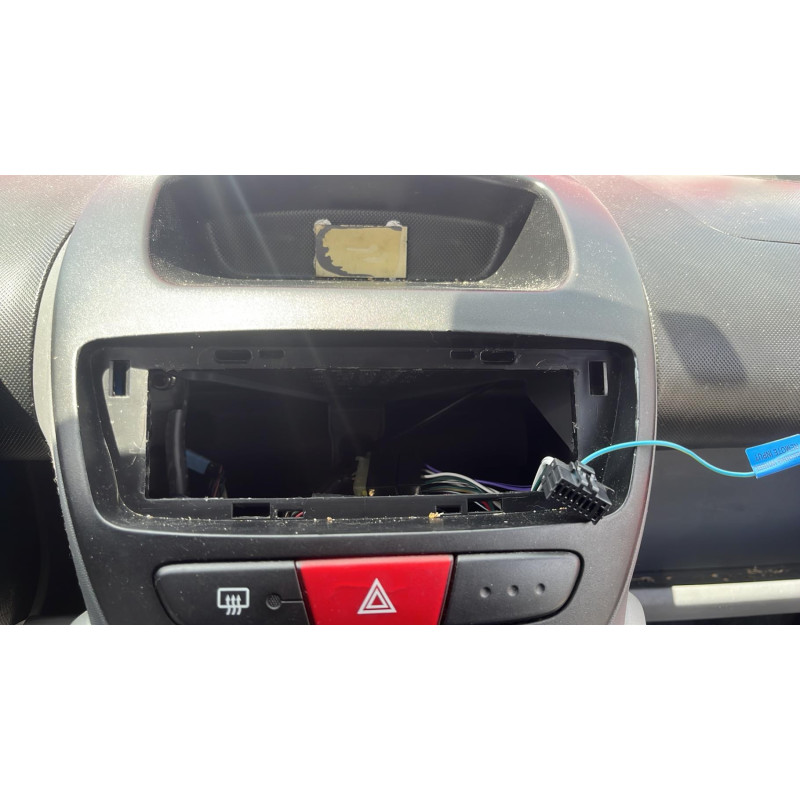 Calculateur moteur CITROEN C1 1 Photo n°6