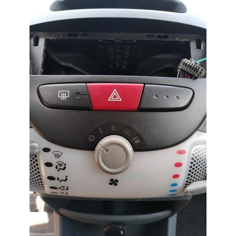 Calculateur moteur CITROEN C1 1 Photo n°18