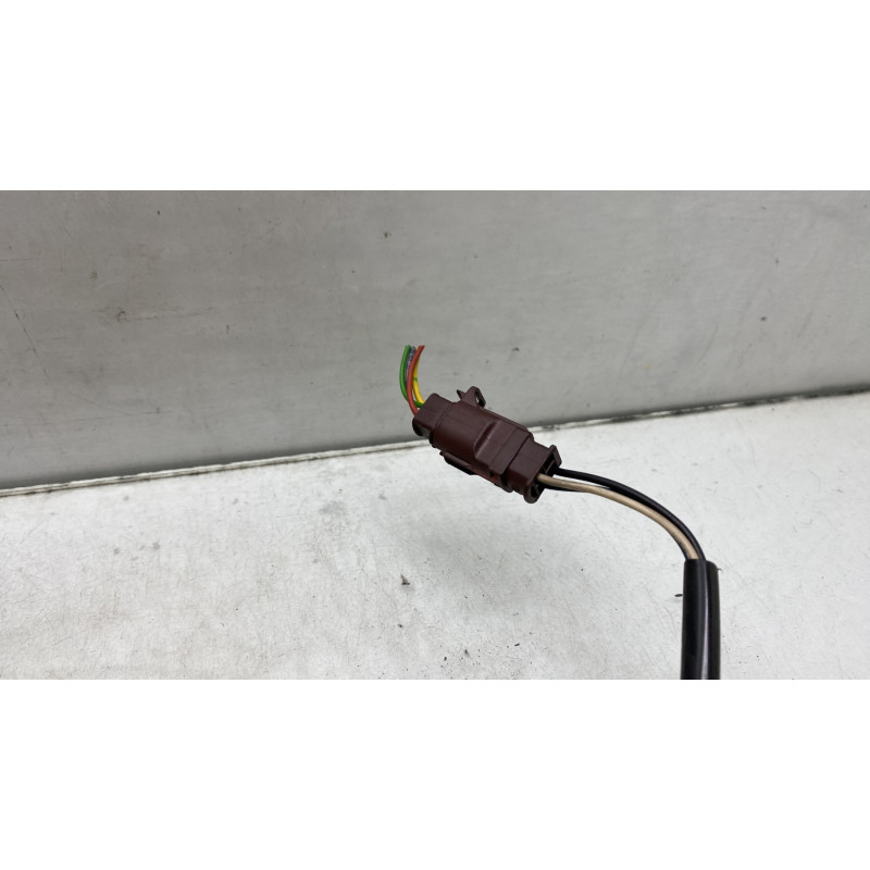 Moteur essuie glace arriere PEUGEOT 106 Photo n°3