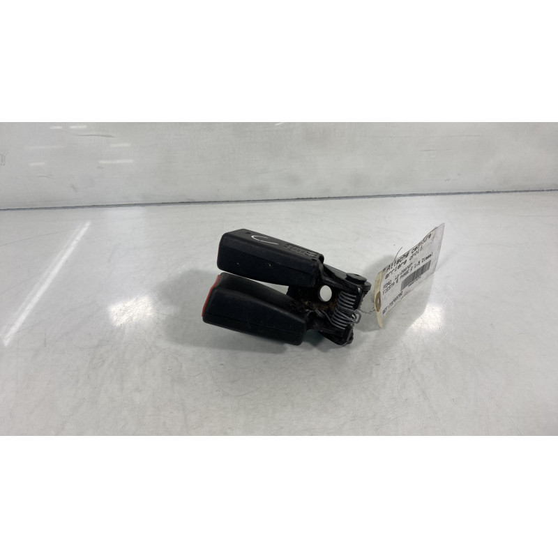 Attache ceinture arriere droit FORD FIESTA 6 Photo n°1