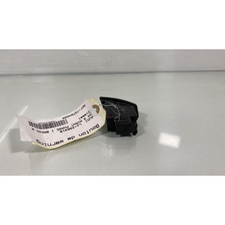 Bouton de warning AUDI A4 3