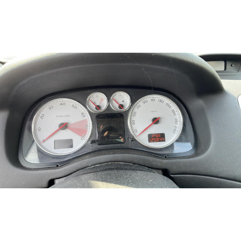 Pretensionneur de ceinture avant droit PEUGEOT 307 Photo n°5