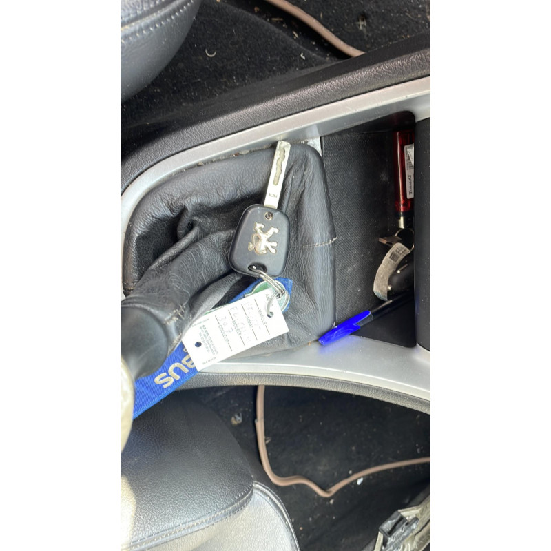 Pretensionneur de ceinture avant droit PEUGEOT 307 Photo n°7