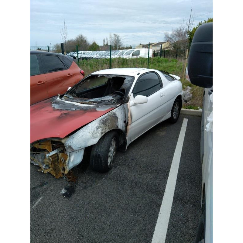 Serrure avant droit MAZDA MX3 Photo n°4