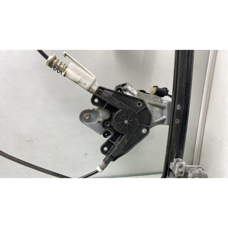 Leve vitre electrique avant gauche BMW SERIE 3 E46 Photo n°3