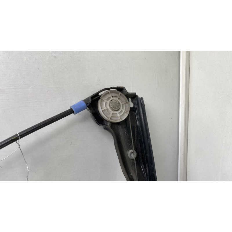 Leve vitre electrique avant gauche BMW SERIE 3 E46 Photo n°4