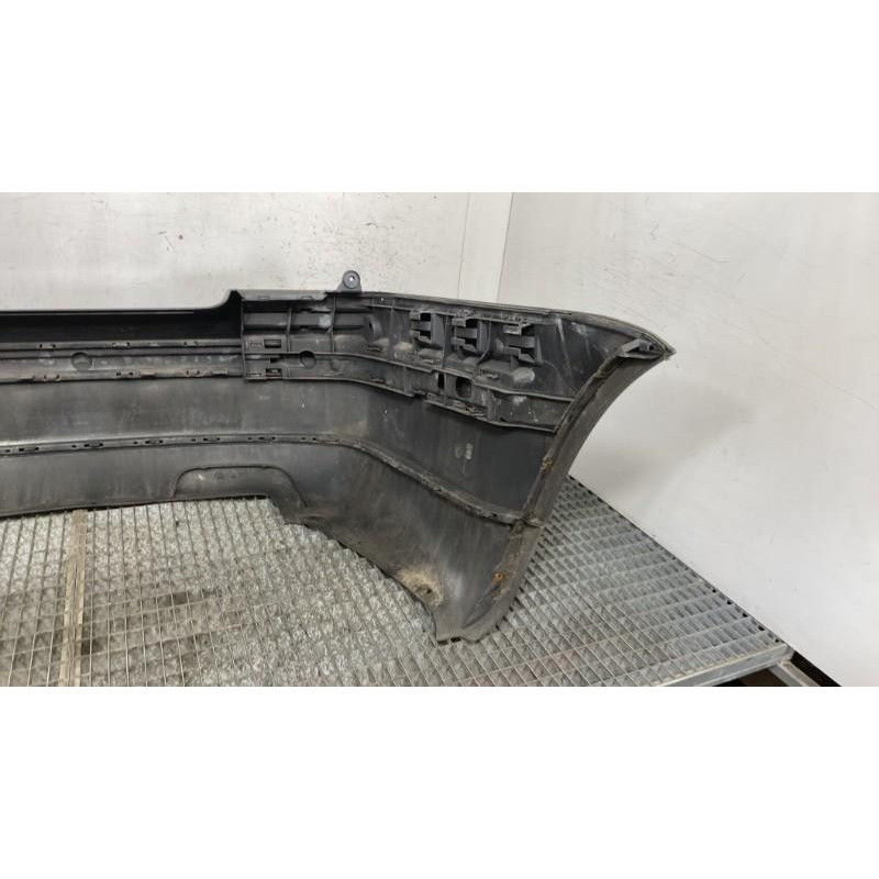 Pare choc arriere VOLKSWAGEN PASSAT 4 Photo n°2