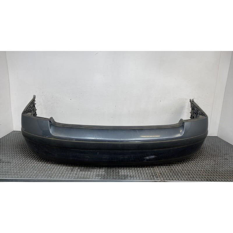Pare choc arriere VOLKSWAGEN PASSAT 4 Photo n°4