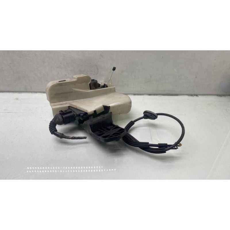 Serrure avant droit VOLKSWAGEN PASSAT 4 Photo n°3