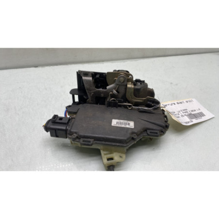 Serrure avant droit SKODA OCTAVIA 1