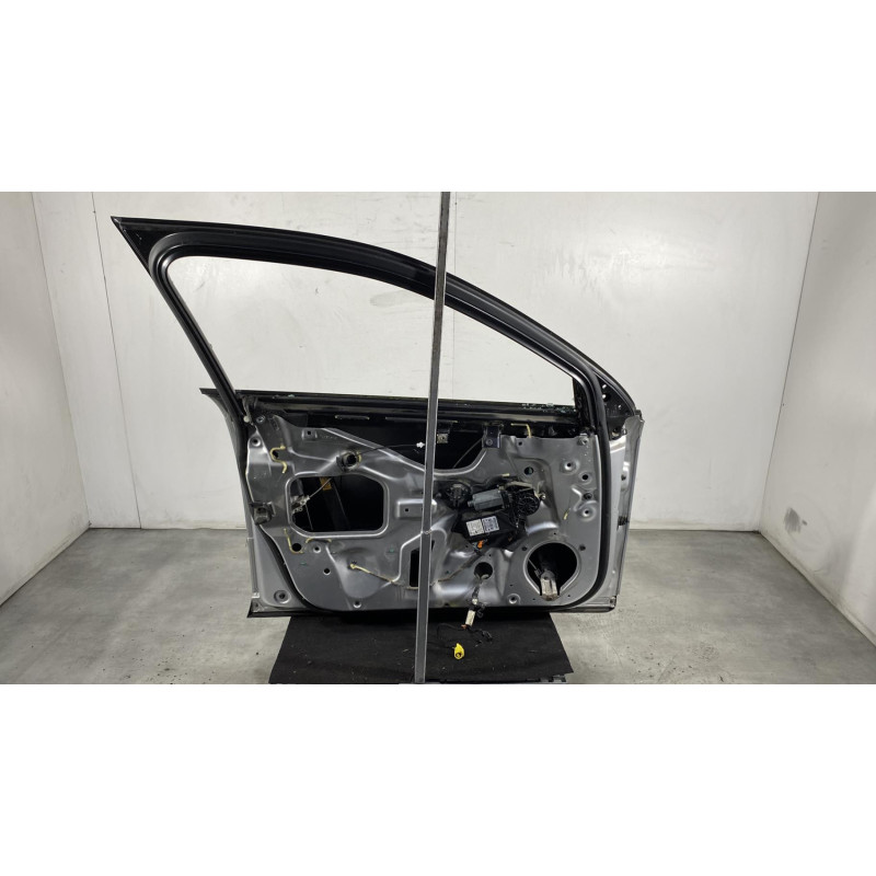 Porte avant gauche AUDI A4 2 Photo n°6