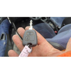 Pompe à carburant PEUGEOT 206
