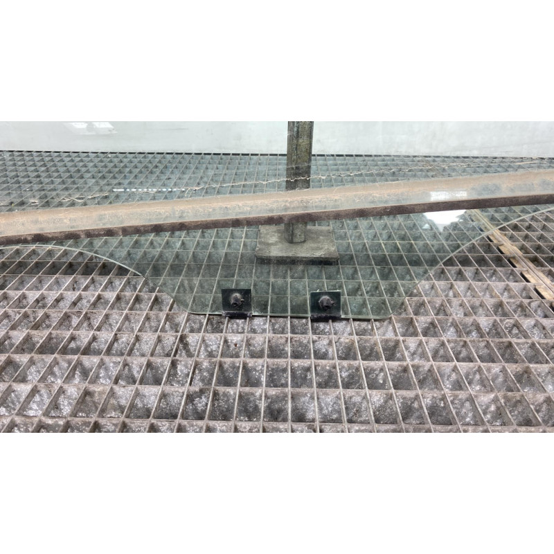 Vitre arriere gauche DACIA LODGY Photo n°3