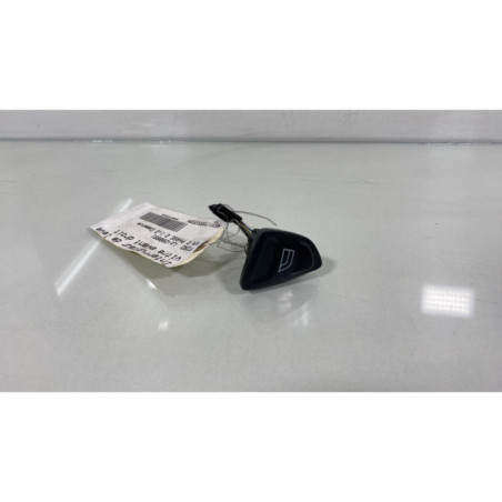 Interrupteur de leve vitre avant droit FORD KA 2