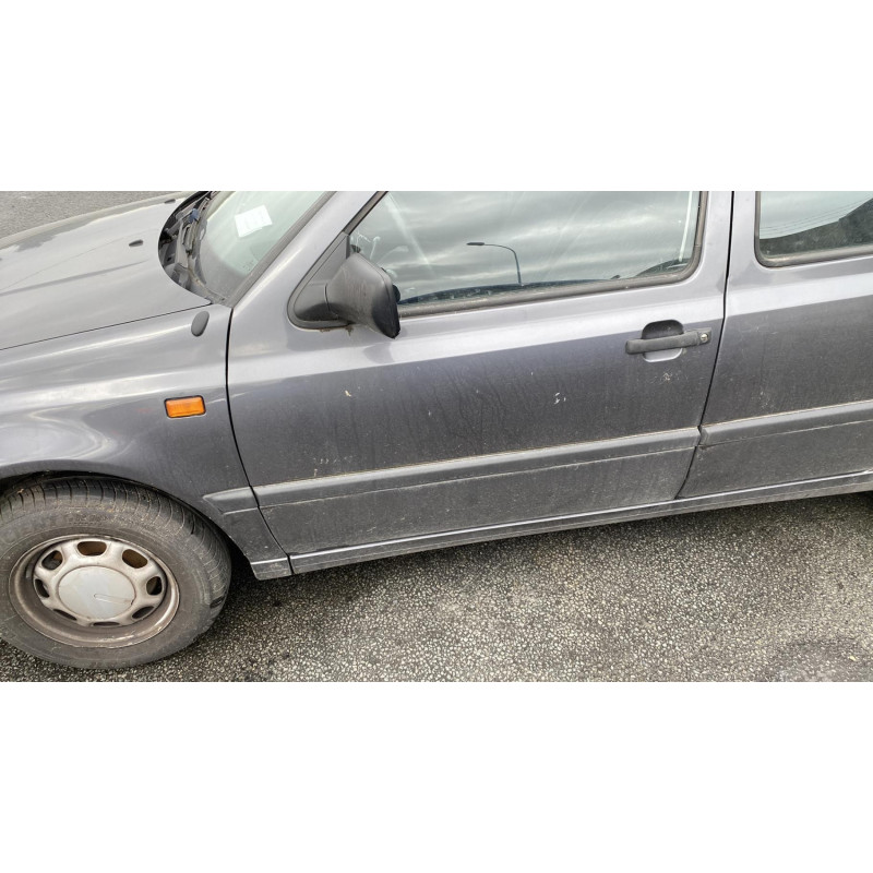 Vitre arriere gauche VOLKSWAGEN GOLF 3 Photo n°5