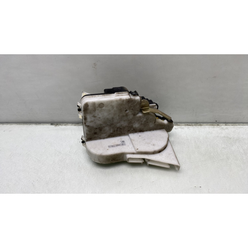 Serrure arriere droit VOLKSWAGEN GOLF 3 Photo n°2