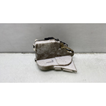 Serrure arriere droit VOLKSWAGEN GOLF 3