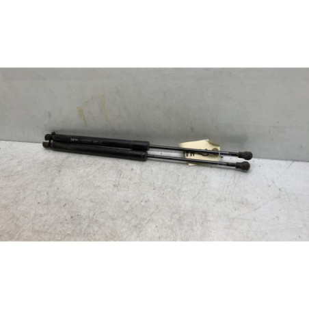 Verin de coffre PEUGEOT 208 1