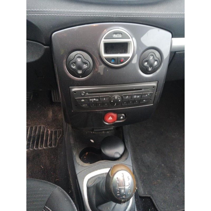 Boitier UCH RENAULT CLIO 3 Photo n°10