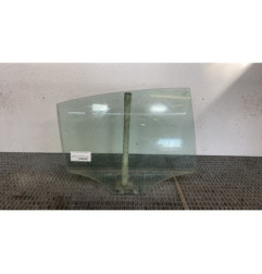 Vitre arriere droit VOLKSWAGEN PASSAT 5 Photo n°1