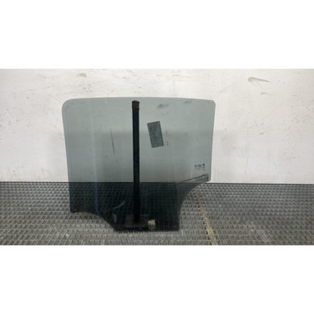 Vitre arriere droit OPEL MOKKA 1