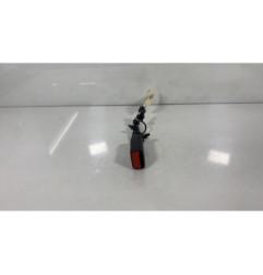 Attache ceinture avant droit OPEL MOKKA 1